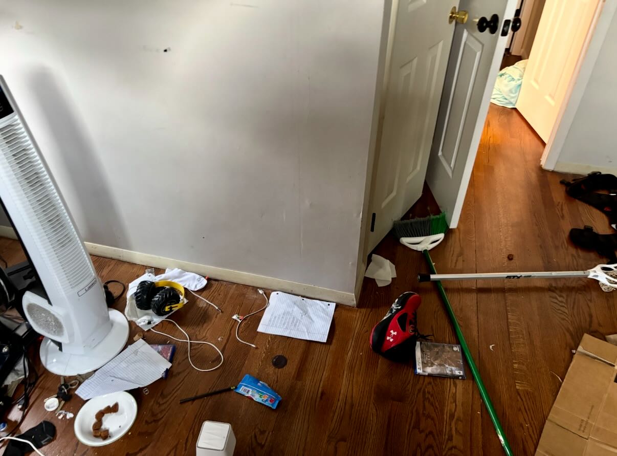 Bedroom before cleaning